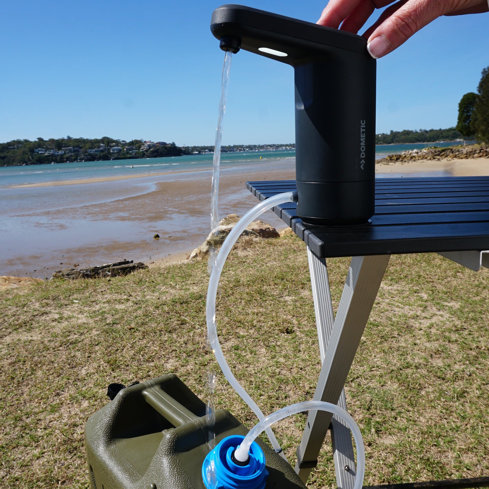 Jerry Max® Quick Connect Adapter with Dometic Recon 360° Faucet