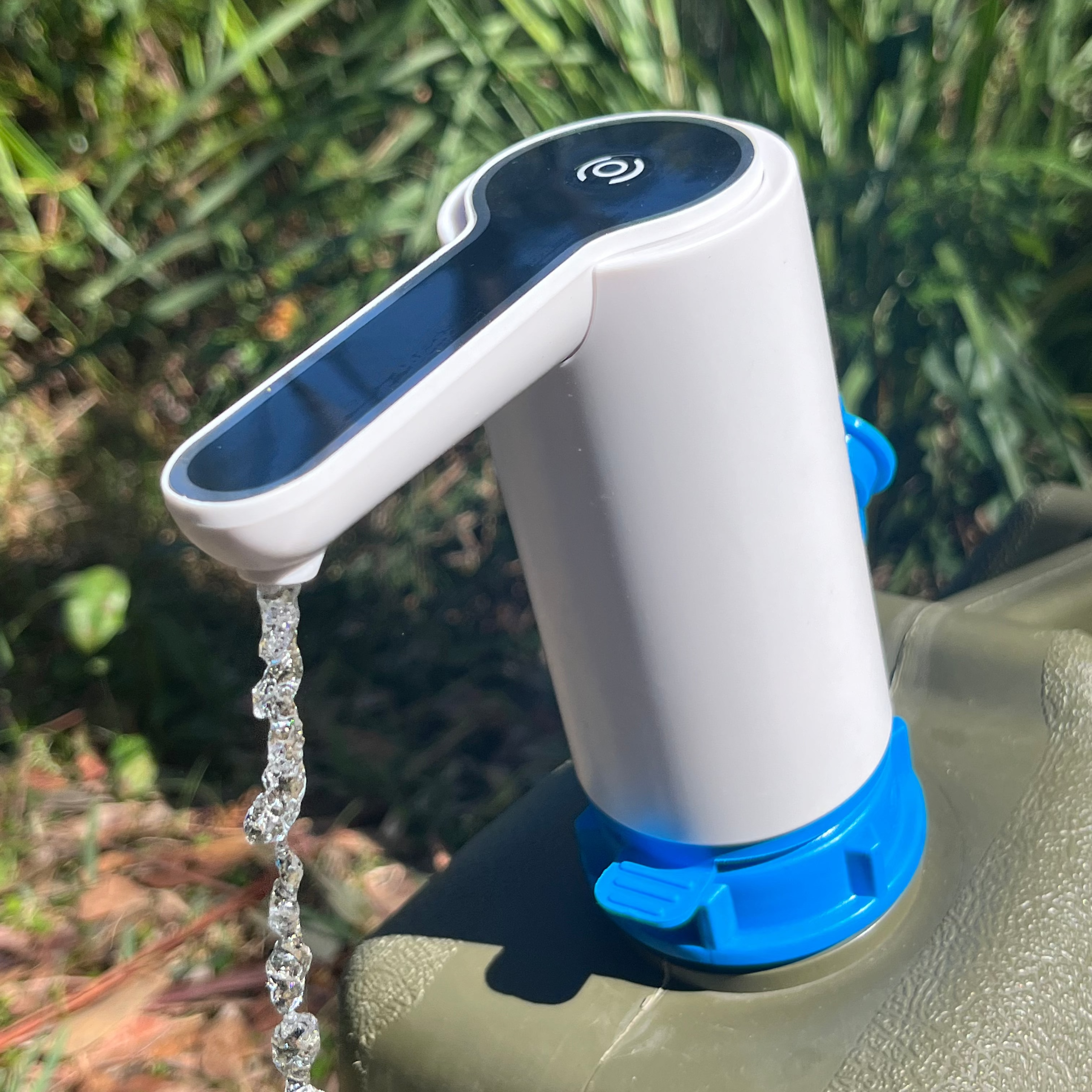 Deluxe One Button Pump